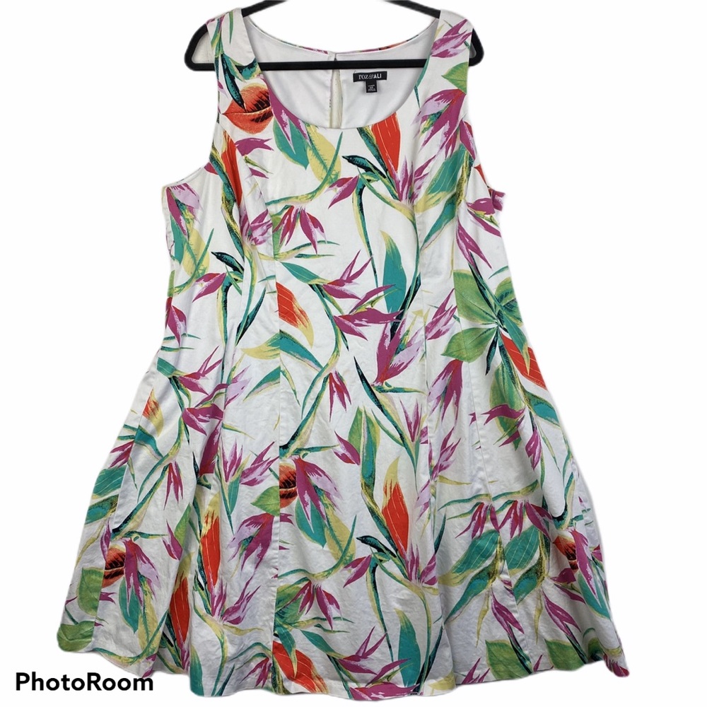 Roz & Ali Sleeveless Floral Dress